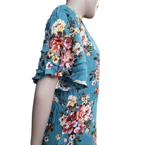 Hi Low Kimono Sleeve Dress - Picture 2 of 4